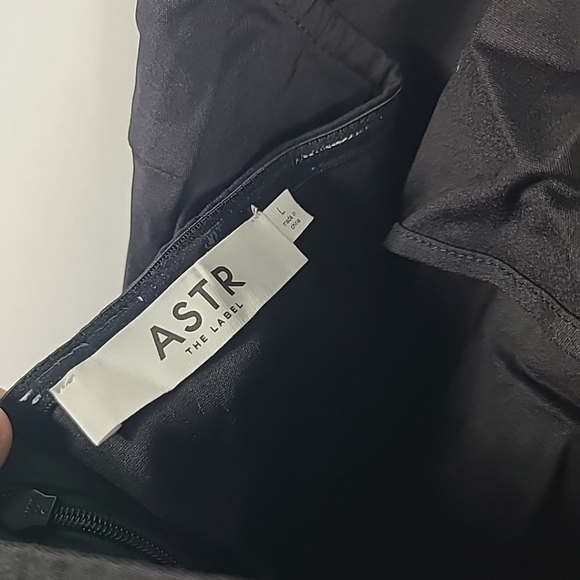 NEW ASTR The Label NWT Revolve Black Halter Mini Cocktail Dress Sz L - Picture 8 of 8